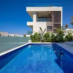Olymp White Palace - The Ultra Luxury House