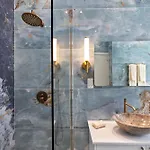 Olymp White Palace - The Ultra Luxury House * Kissonerga
