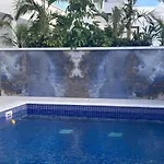 Olymp White Palace - The Ultra Luxury House *