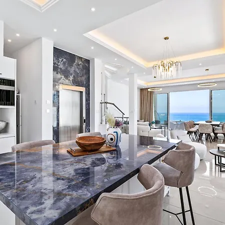 Сasa de vacaciones Olymp White Palace - The Ultra Luxury House Kissonerga