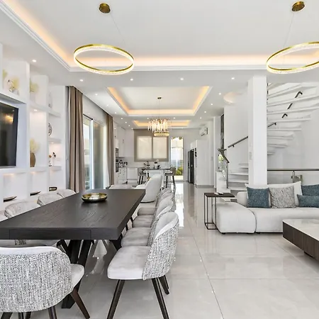 Olymp White Palace - The Ultra Luxury House * Kissonerga