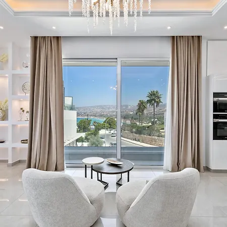 Olymp White Palace - The Ultra Luxury House Tatil Evi *