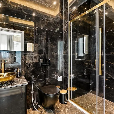 Olymp White Palace - The Ultra Luxury House *