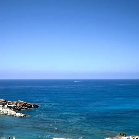 Semesterbostad Olymp White Palace - The Ultra Luxury Beachfront House