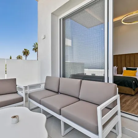 Olymp White Palace - The Ultra Luxury House Tatil Evi *
