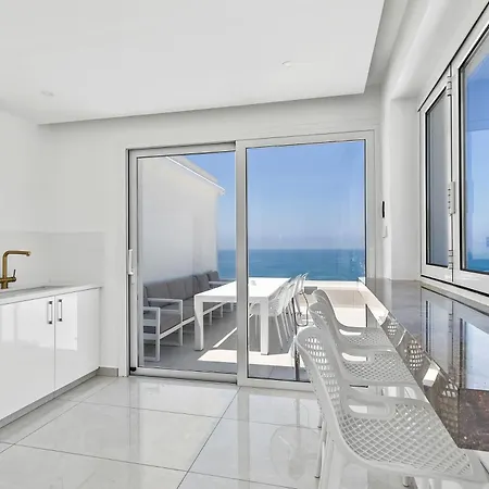 Olymp White Palace - The Ultra Luxury House