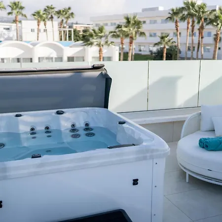 Olymp White Palace - The Ultra Luxury House 度假居 基索内加