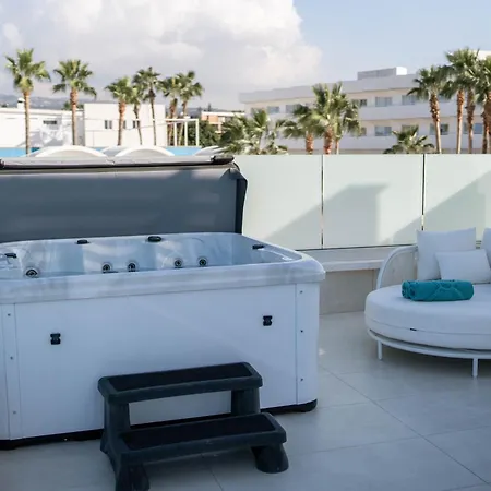 Olymp White Palace - The Ultra Luxury House