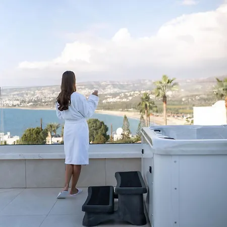 Olymp White Palace - The Ultra Luxury House *