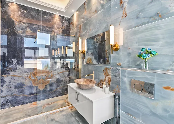 Olymp White Palace - The Ultra Luxury House 別荘 *