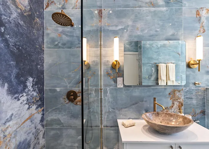 Olymp White Palace - The Ultra Luxury House * Κισσόνεργα