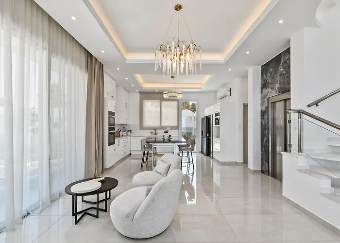 Olymp White Palace - The Ultra Luxury House 別荘 *