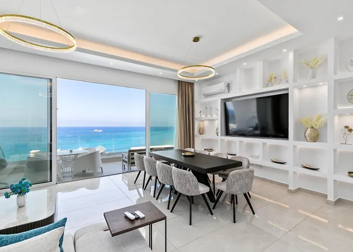 Olymp White Palace - The Ultra Luxury House