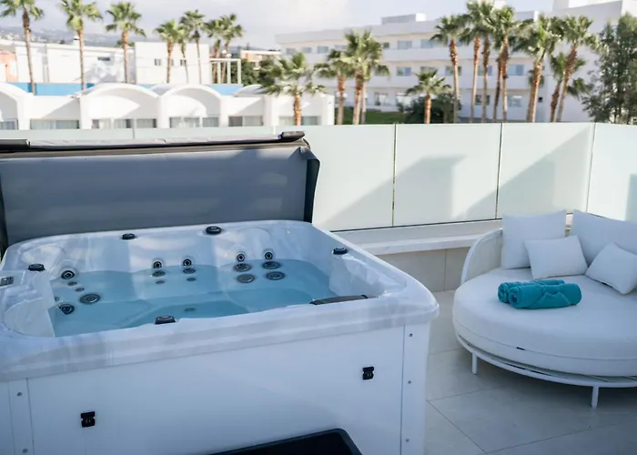 Olymp White Palace - The Ultra Luxury House Σπίτι διακοπών Κισσόνεργα